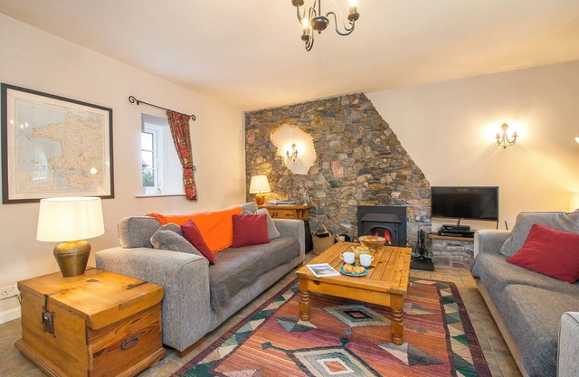 Salar, Holiday Cottage Lawrenny, Sleeps 4, 2 bedrooms, bathrooms