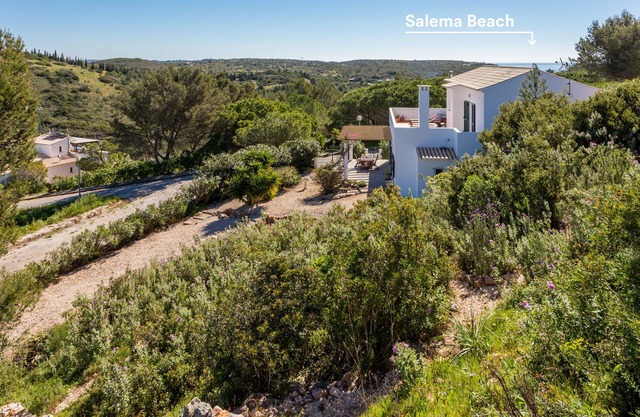 Salema Family Home with unique valley views