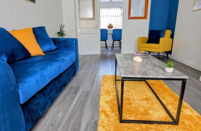 Salford| Trafford| FreeParking| 20%OffLongStays