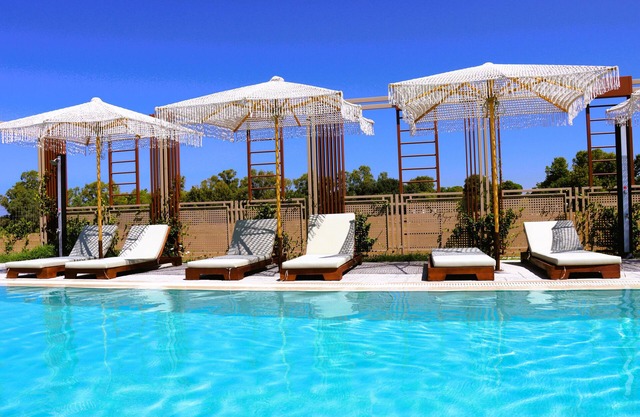 Salt Boutique Hotel