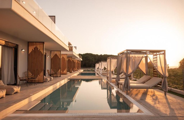 Salt Boutique Hotel