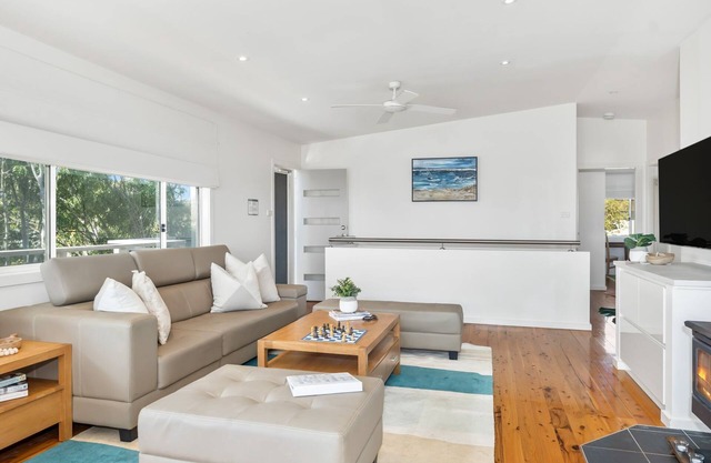 Salt Water - The perfect home to enjoy your next beachside holiday