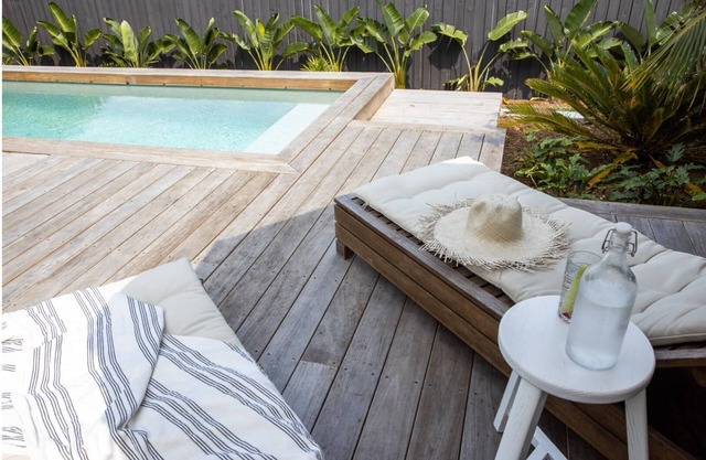 Saltwater Retreat- Coastal 4bedroom holiday home