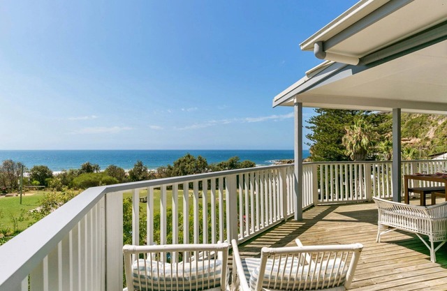 'Salty Air Beachside Cottage' by Accom Holidays