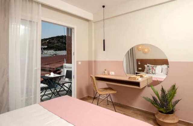 Salty Colours Apartments in Almyrida