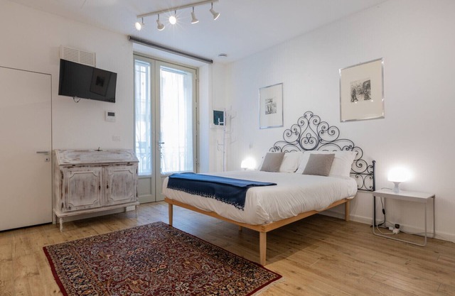 Saluzzo 16 - House of Ele in San Salvario
