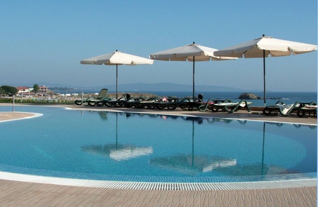 'Samara' - Sea-front apartment Spectacular panoramic views of Lozenets Beach