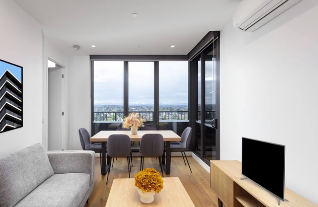 Samma | 2BR Modern Elegance on Bell Street