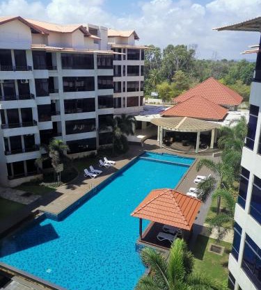 Samsuria by the Beach