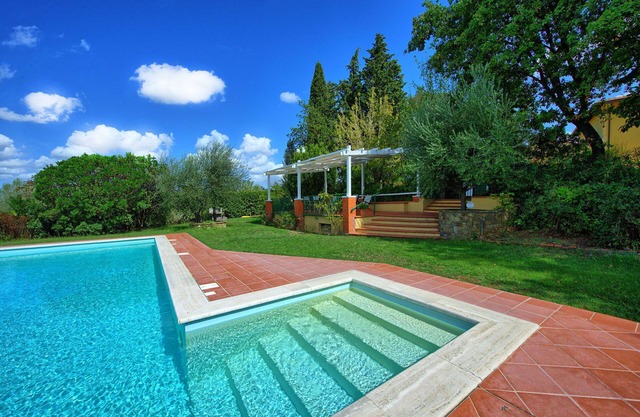 San Carlo - Holiday Villa Rental with private swimming pool in Chianti, Tuscany