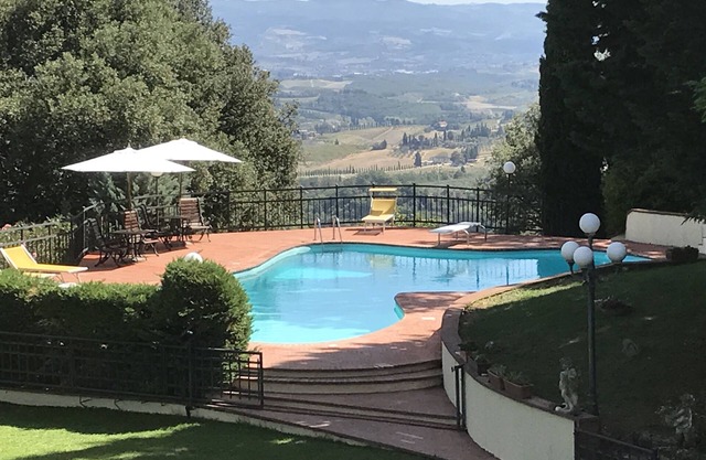 San Gimignano - Panoramic garden and beautiful pool!