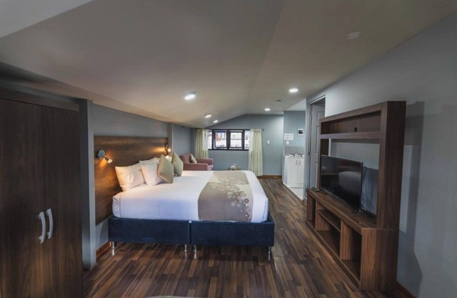 San Pedro Apartments - Deluxe 1 bedroom apartment - 1