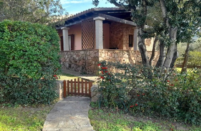 San Teodoro: house/villa - San teodoro
