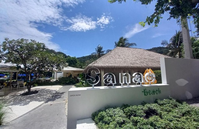 Sanae Beach Hua Hin