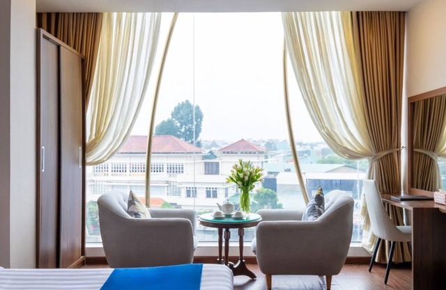 Sandals Hotel