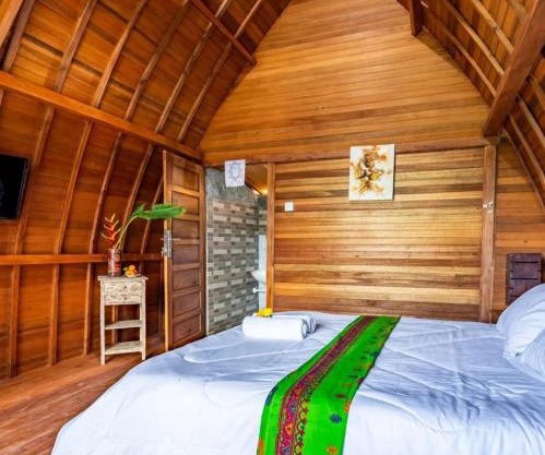 Sandan Agsro Resort Bungalow Kamar Kayu