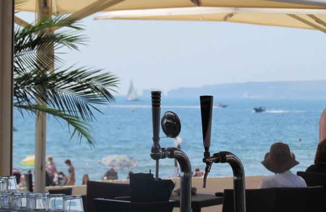 Sandbanks Hotel