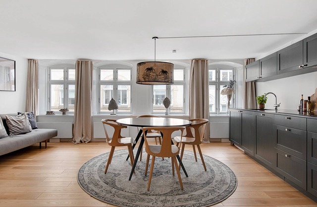 Sanders Regent - Cute 1-Bdr Apt Next to Magasin
