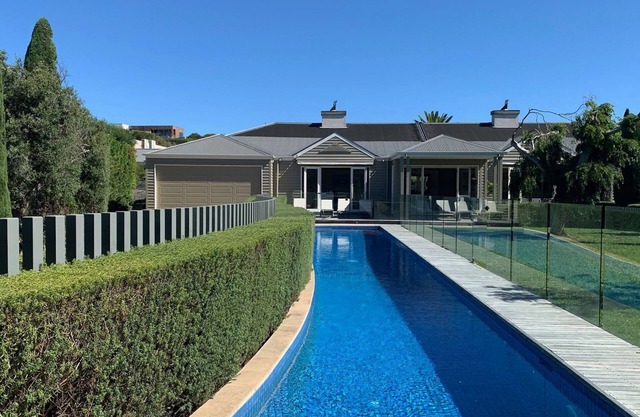 Sandfields Resort style pool