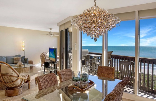 Sandpiper Condominiums 608, Panoramic Gulf Views w/direct access to Mustang Island/Port A beaches.
