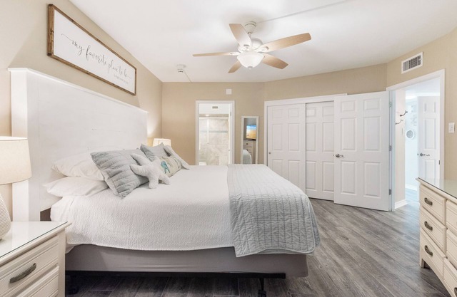 Sandpiper Condominiums 307, Panoramic Gulf Views w/direct access to Mustang Island/Port A beaches.