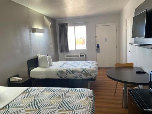 Sands Motel