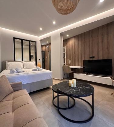 Sandys Luxury Living