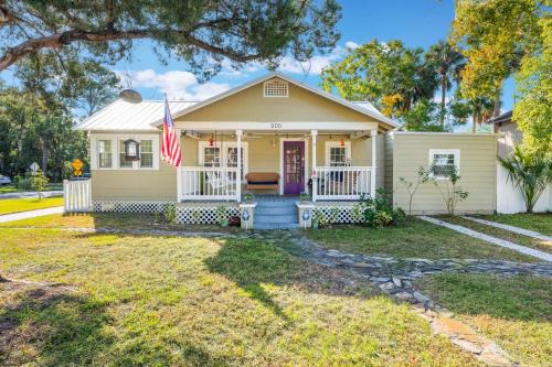 Sanford's Haven, 3 Bedroom, Sleeps 7