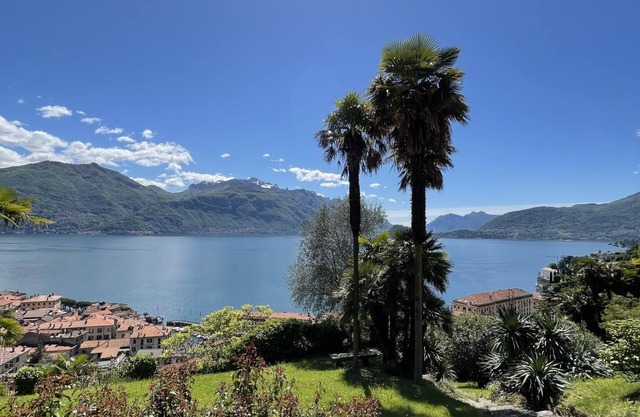 SanGiusto Holiday Apartment with Lake View