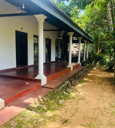Sanhinda Royal Village