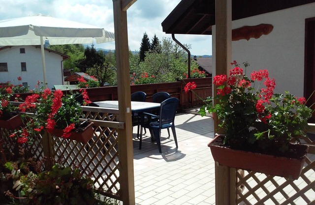 Sant Anna Di Tambre: apartments - 5 rooms - 6/7 persons