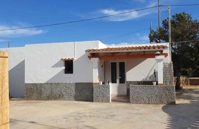 Sant Ferran De Ses Roques: country holiday home - San Fernando