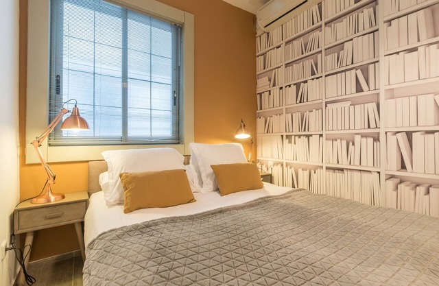 Santa Ana Boutique V apartment in Madrid