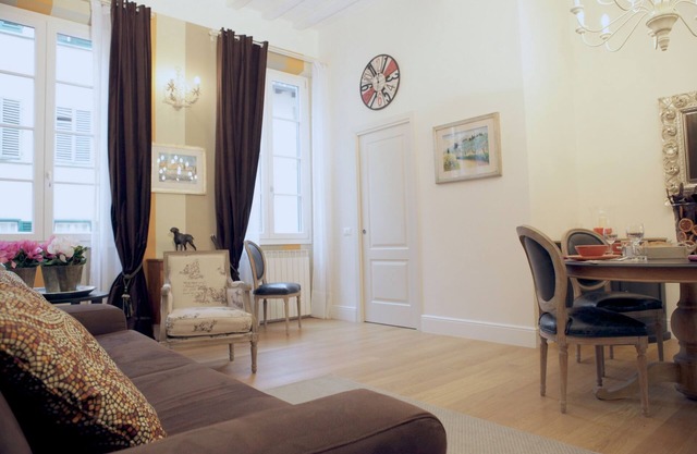 Santa Reparata - Two Bedroom Apartment, Sleeps 5