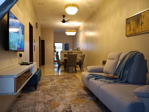 Santai Homestay PD