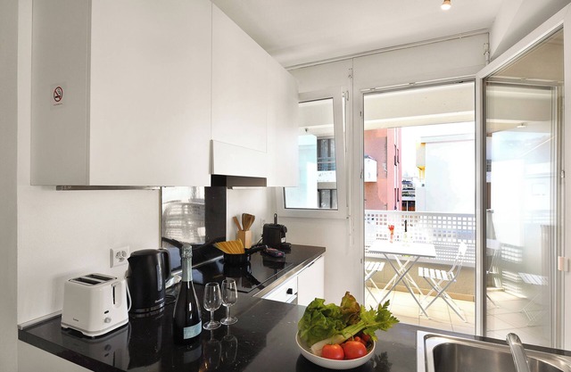 Santi Apartment Few Min From Lake