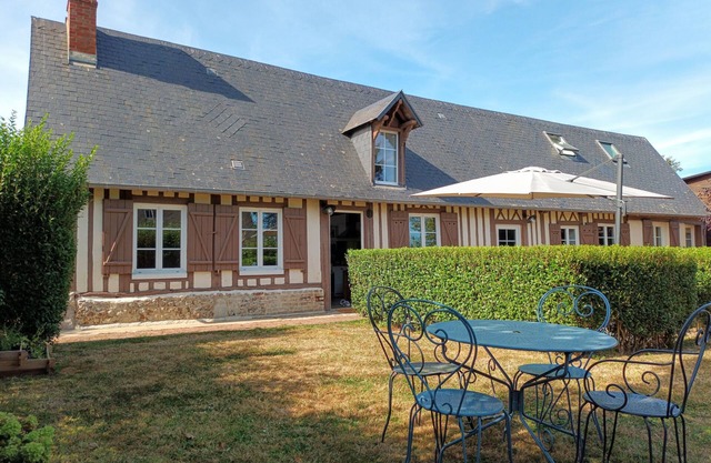 SantoRikiki, Normandy farmhouse in the Pays de Caux region