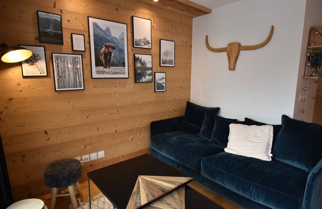 SAPHIR04 - Two Bedroom Apartment, Sleeps 6