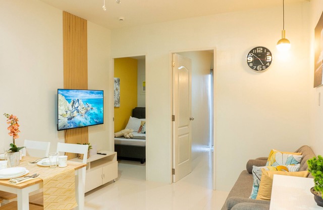 Sapphire 2 Bedroom Apartment with a Private Pool and Gym