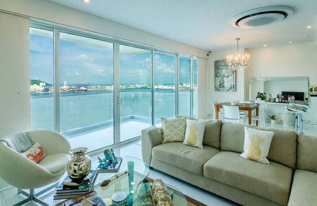 Sapphire Apartment
