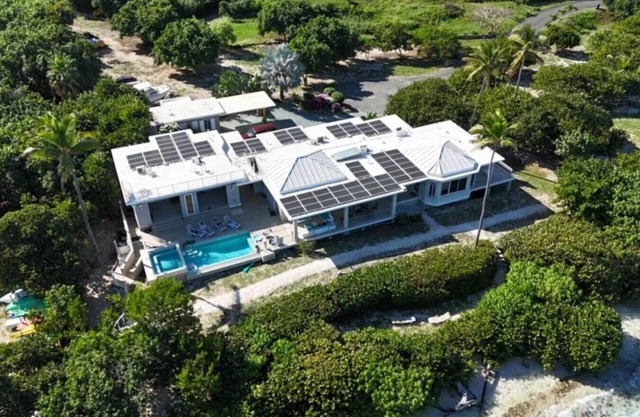 Sapphire Beach Retreat & Suite