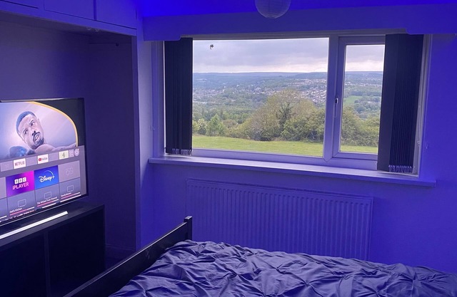 Sapphire Suites, Stunning 2-bed House in Bradford