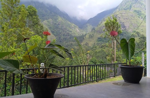 Sarah Holiday Resort