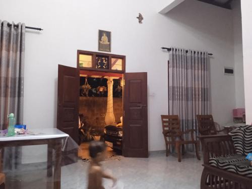 Sashan House