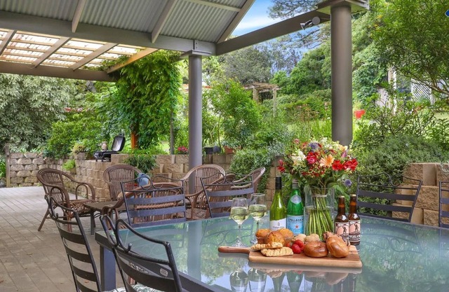 Satinwood – classic & central hideaway