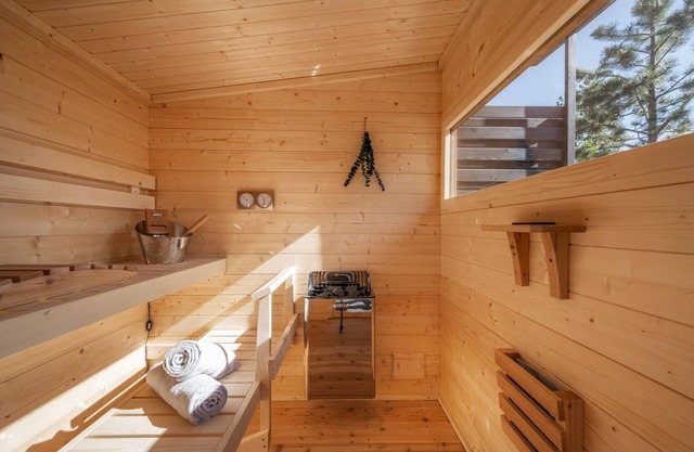 Sauna, Forest + Mtn Views - Cabin Under The Stars