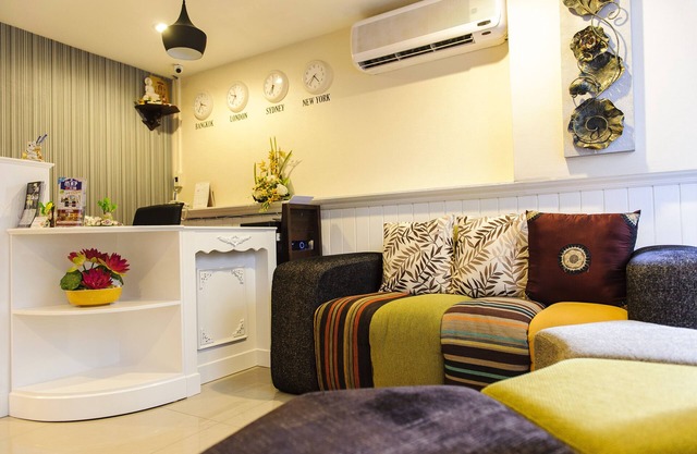 Saver Single Private Room In Silom area