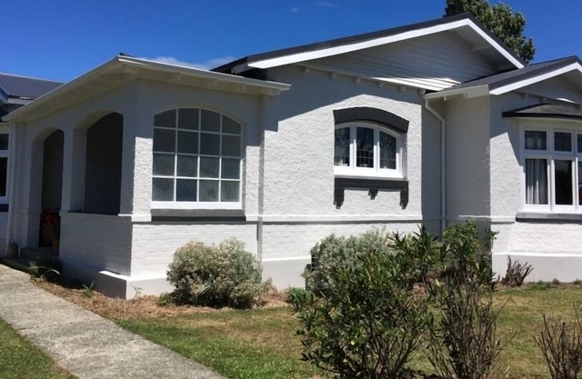 SawMillers Rest - 1920s Character Bungalow