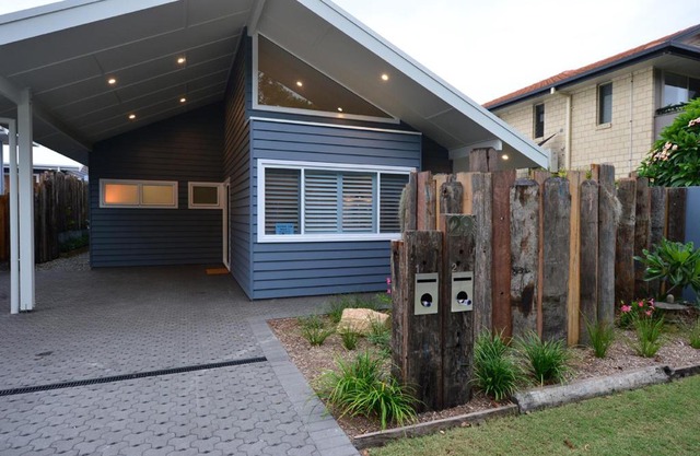 Sawtell Beach Shack 1
