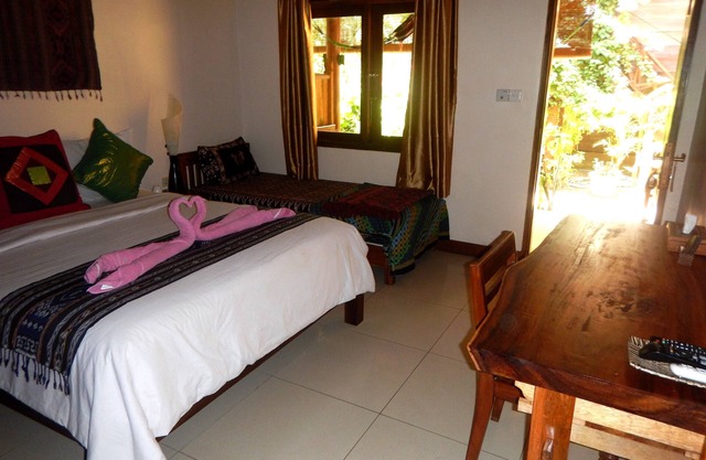 Sayang Queen triple room for up to 3 guests